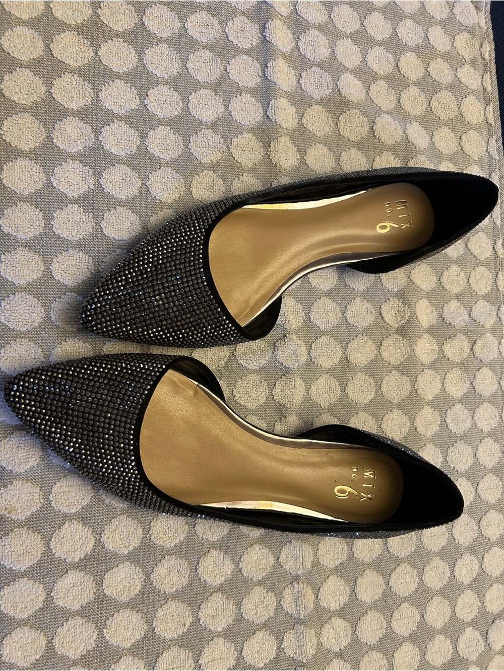 Black Crystal-Embellished Women’s Ballet Flats